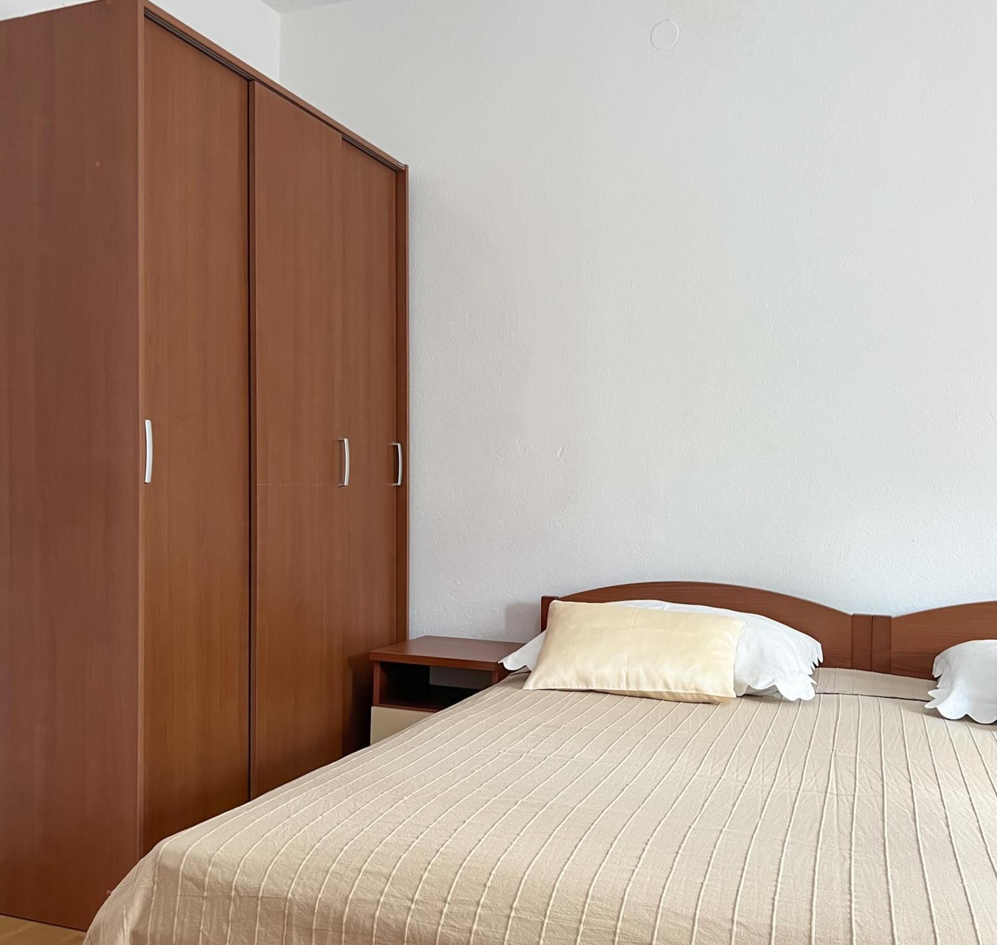 Seaside Apartments And Rooms Baska Voda Exterior photo