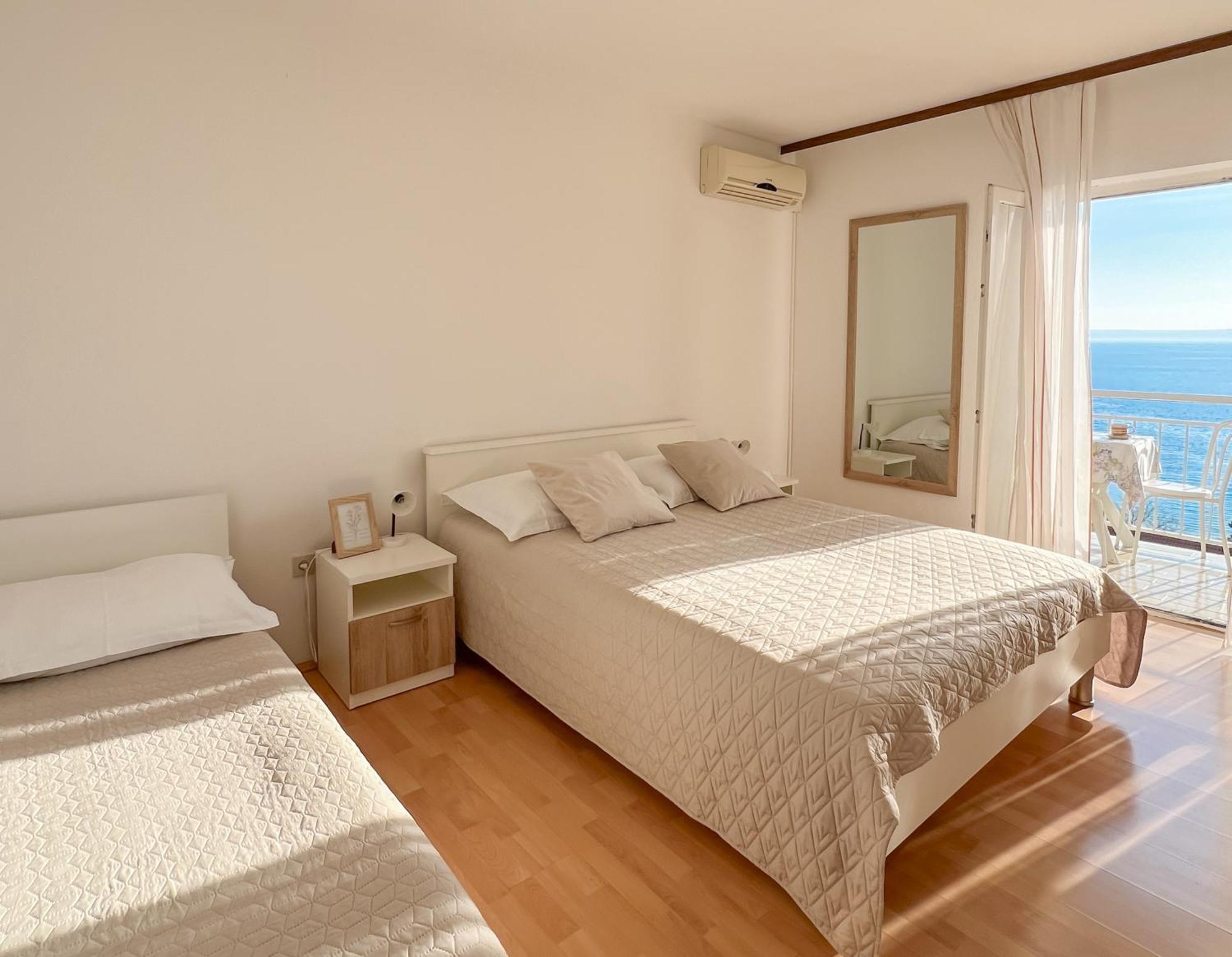 Seaside Apartments And Rooms Baska Voda Exterior photo