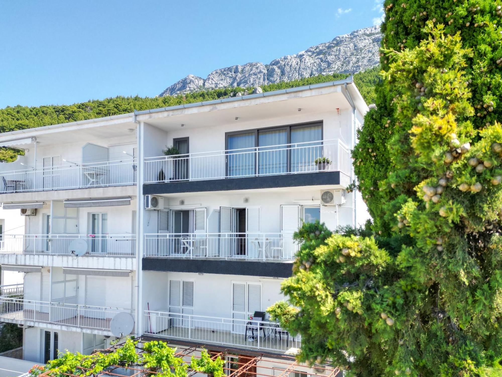 Seaside Apartments And Rooms Baska Voda Exterior photo