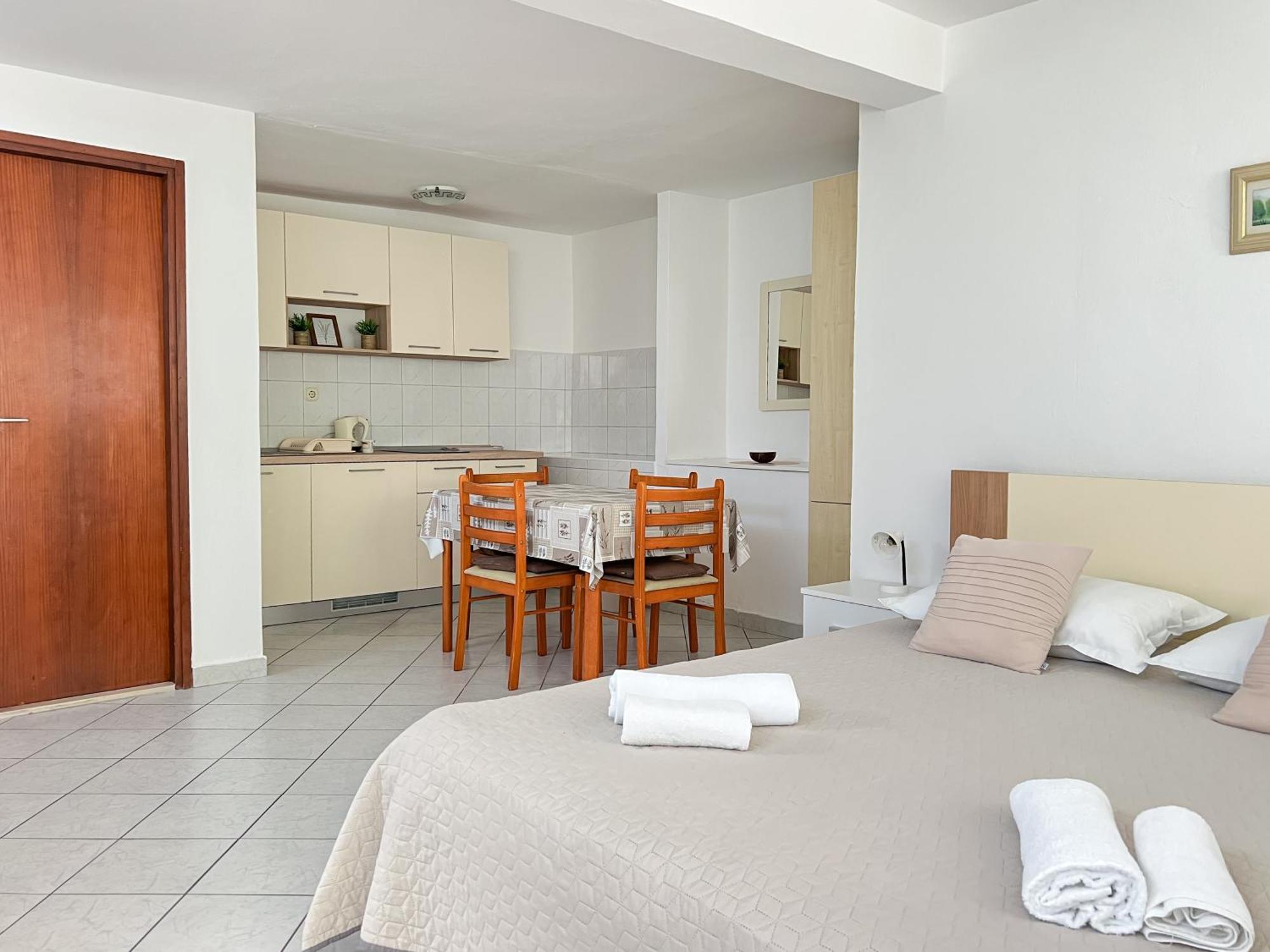 Seaside Apartments And Rooms Baska Voda Exterior photo